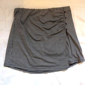 Sweet Gingham skirt!